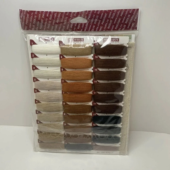 RIOLIS COUNTED CROSS STITCH KIT 1247 CATS FLUFFY FURRY FRIENDS NEW IN PACKAGE - Picture 2 of 2